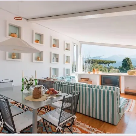 Apartment Luxury In Dei Marmi